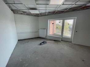 frisch-sanierte-praxisflaeche-direkt-an-der-u-s-bahn-barmbek-22305-2-obergeswchoss